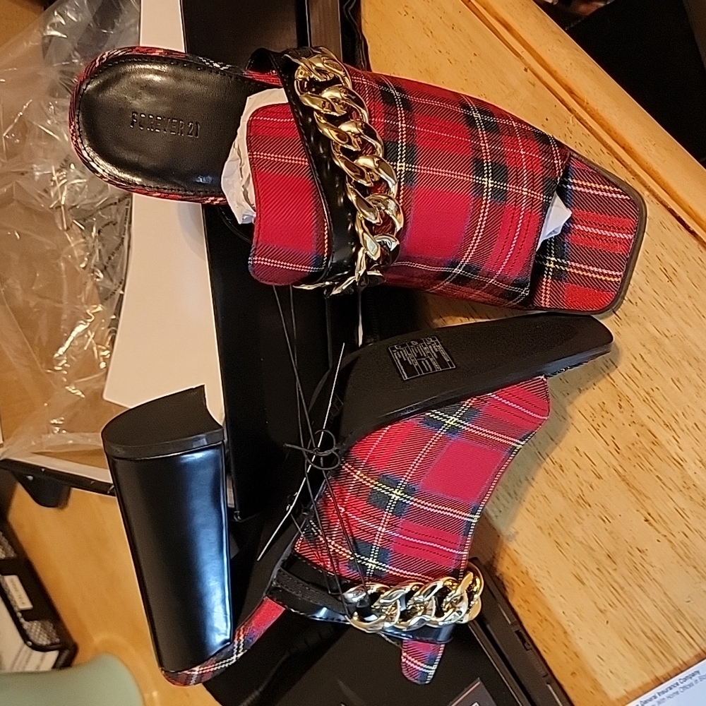 Plaid mules with gold chain by Forever 21
